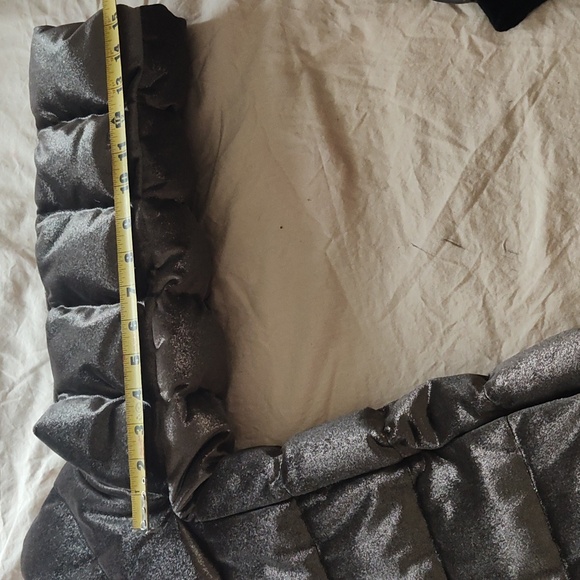 Herno Down/ Feather Fill, Ladies  Shimmering Tan/Silver Puffer Jacket/ Size 40. - Picture 16 of 17